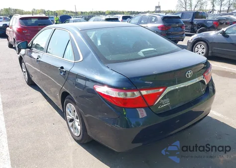 2016 Toyota Camry Le z USA, uszkodzony, nr VIN 4T4BF1FK9GR520806